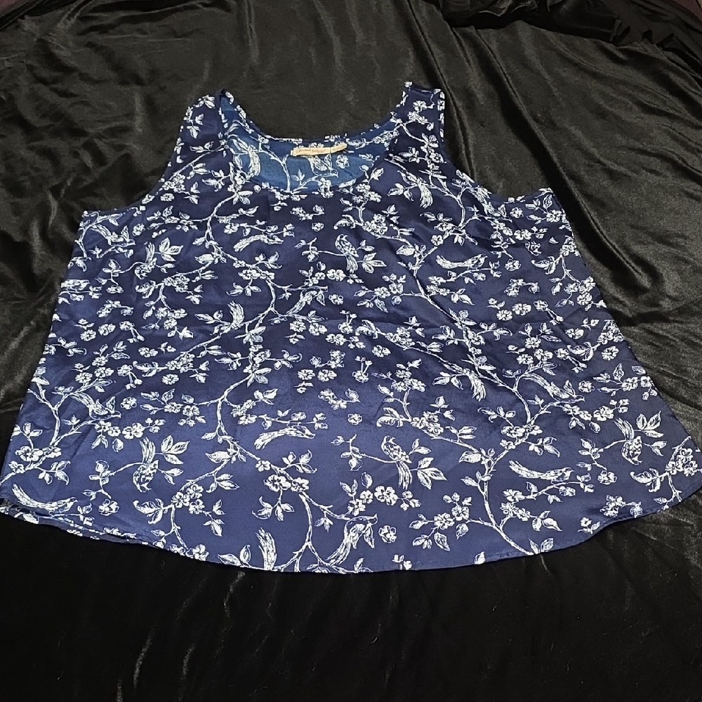 Faded Glory Navy Floral Tank Top